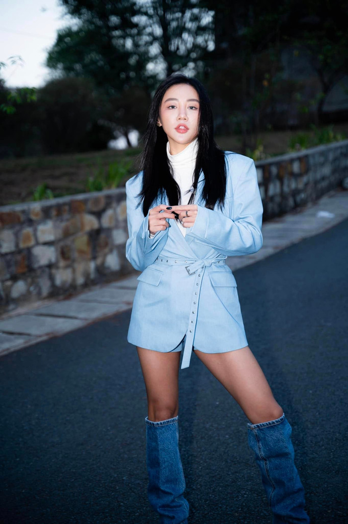 Văn Mai Hương 'lỡ hẹn' với Vũ Cát Tường Ảnh 1