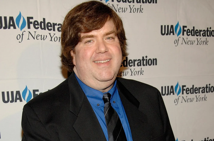 Dan Scnheider đã phải lên tiếng xin lỗi trước những cáo buộc.