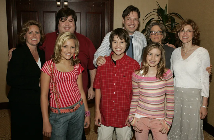 Nhiều sao nhí có trải nghiệm như 'địa ngục' khi làm việc với Dan Scnheider.