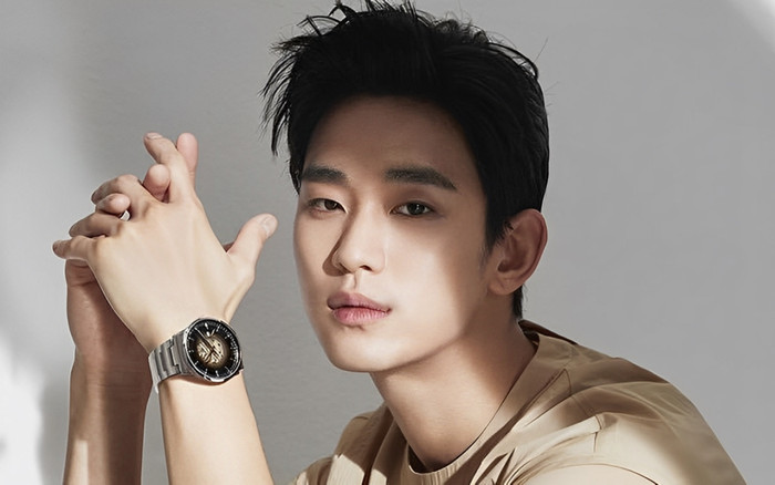 Kim Soo Hyun nhận tin buồn giữa ồn ào tình ái Ảnh 2