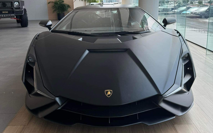 Đại gia Hoàng Kim Khánh tậu siêu xe 3,3 triệu USD? Ảnh 2