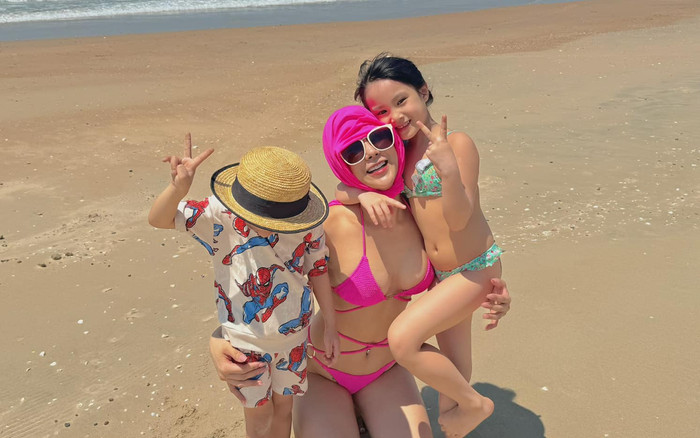 Diệp Lâm Anh khoe body gợi cảm với bikini, sắc vóc mẹ hai con hoàn hảo khó tin Ảnh 2