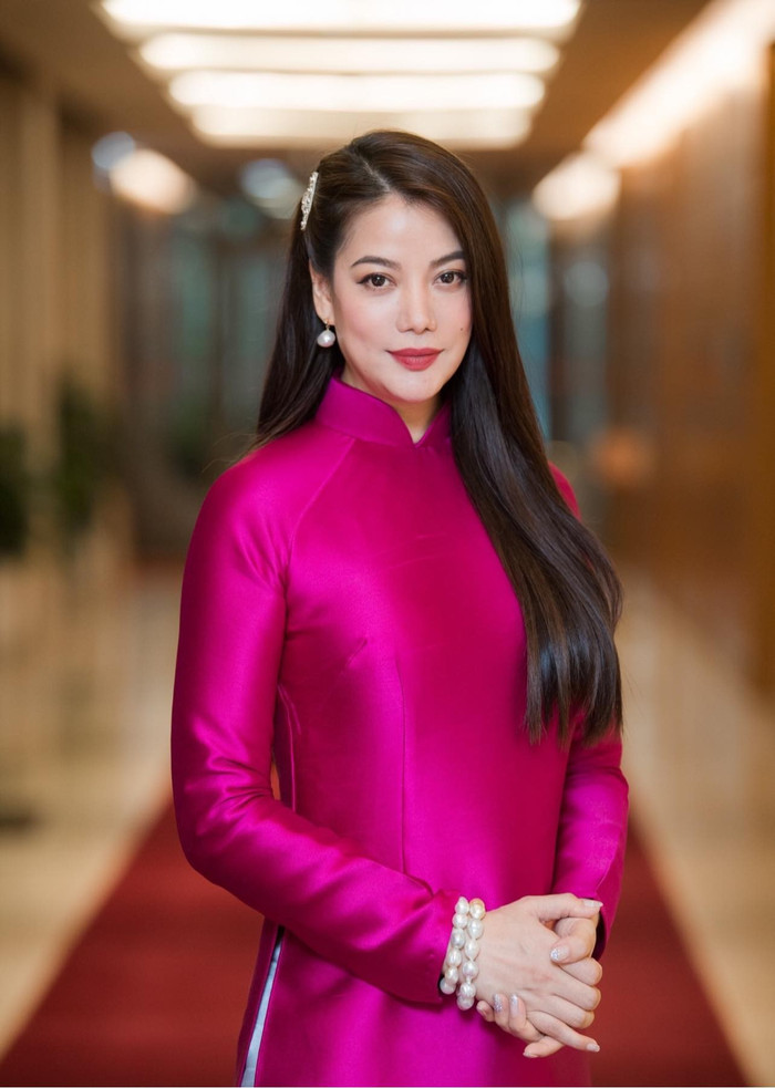 Vẻ đẹp không tuổi của Trương Ngọc Ánh khi đã chạm ngưỡng U50. Ảnh: FBNV.