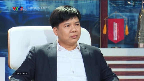 Ông Thuỷ được biết đến là doanh nhân đã từng bỏ ngang đại học.