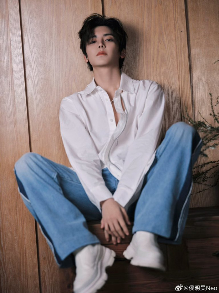 Nam diễn viên 'Hộ Tâm' Hầu Minh Hạo xếp vị trí 15.