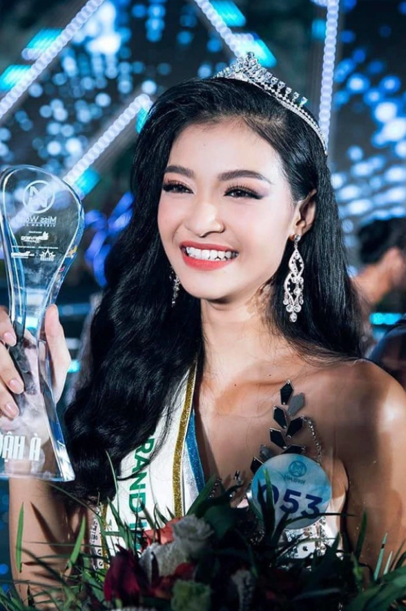 Lona Kiều Loan đăng quang Á hậu 1 - Miss World Vietnam 2019.