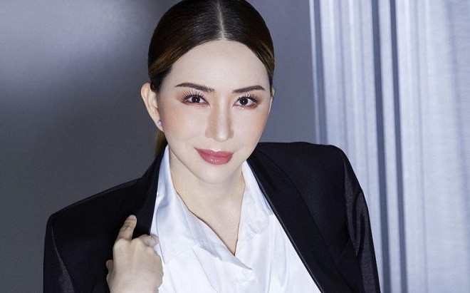 Phía nữ tỷ phú Hoa hậu Hoàn vũ nói gì về thông tin bị bắt vì tham ô tài sản? Ảnh 2