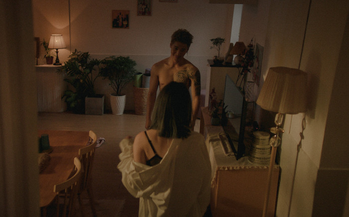 Phim Việt về chủ đề người lớn khiến dân mạng tranh cãi Ảnh 2