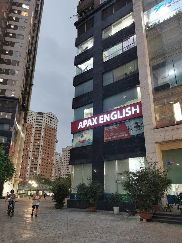 Trung tâm Anh ngữ Apax ở Hoàng Đạo Thúy (quận Cầu Giấy, Hà Nội) là nơi duy nhất tại Thủ đô đón học sinh vào học.