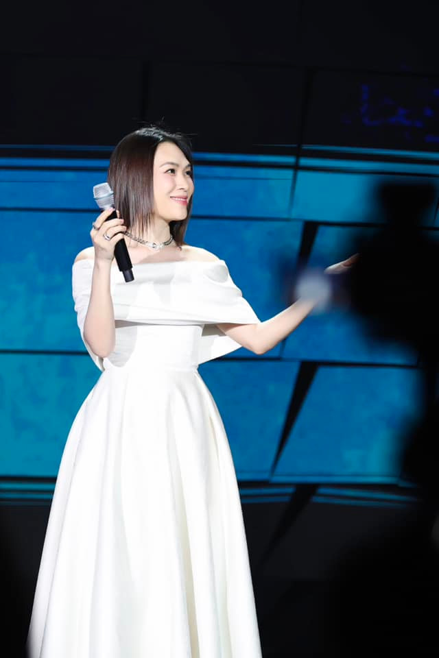 Mỹ Tâm đu trend nhảy múa, không quên làm tròn 'nhiệm vụ' Ảnh 4