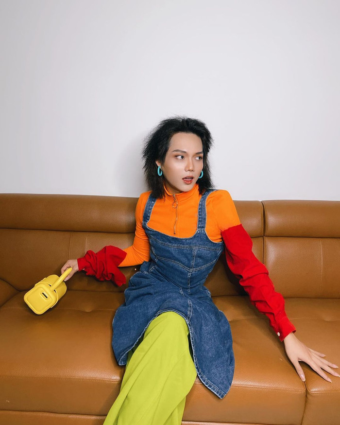 TikToker Phạm Thoại lấy vợ, gửi thiệp mời và khoe cả rạp cưới nhưng bạn bè chẳng ai tin Ảnh 6