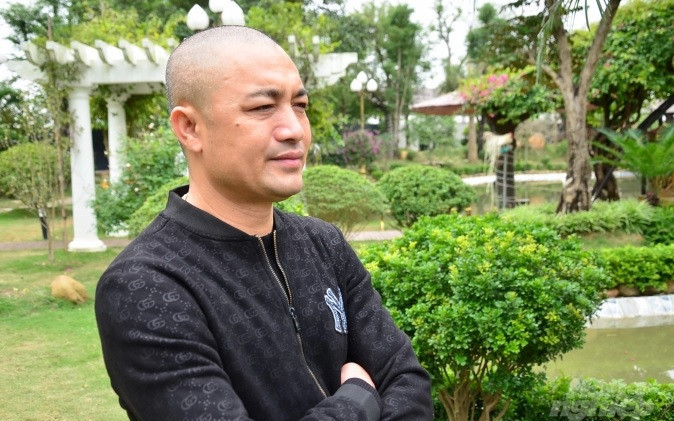 Chân dung 'đại gia buôn lợn' sống trong biệt thự dát vàng tuyên bố đem hết khối tài sản khủng đi từ thiện Ảnh 2