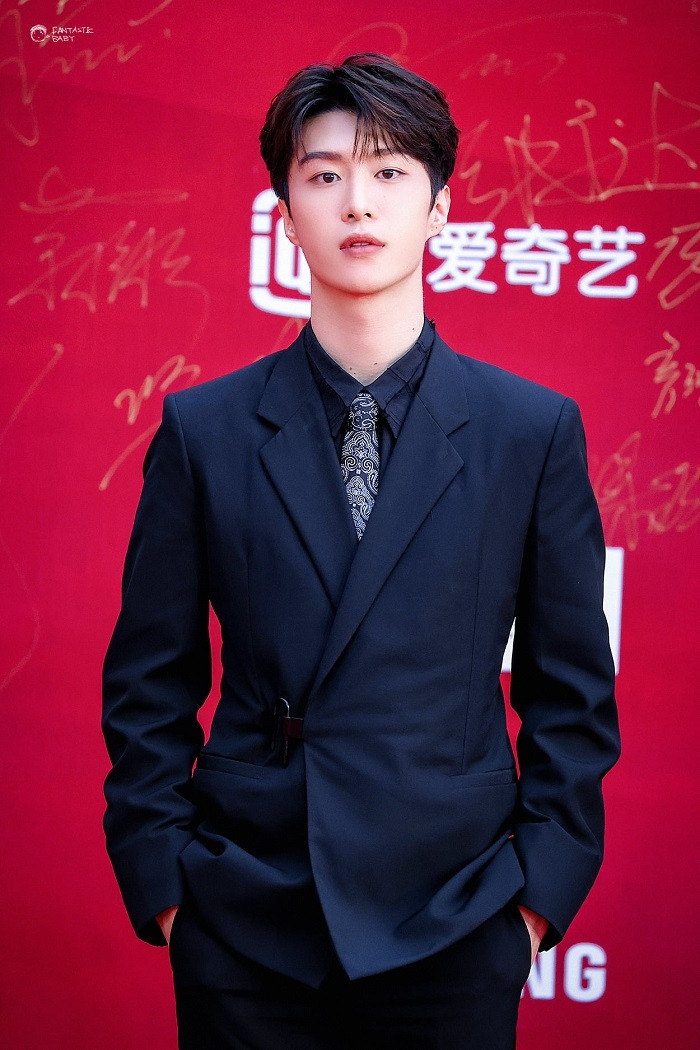 Em trai Phạm Băng Băng chính thức thông báo tin vui lớn nhất sự nghiệp, địa vị giờ đã ngang Triệu Lệ Dĩnh Ảnh 2