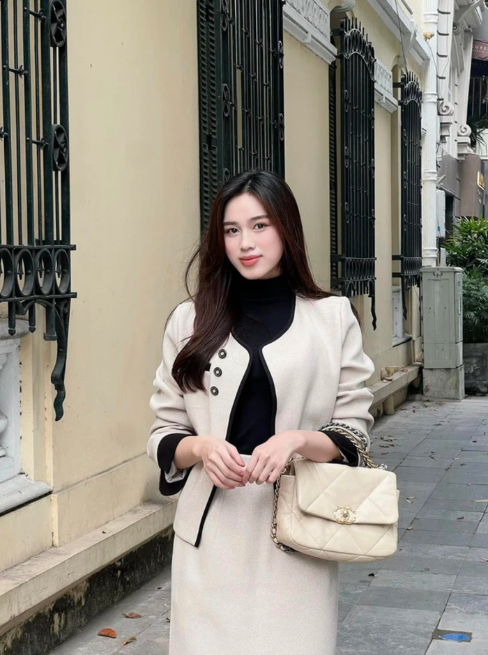 Sau khi kết thúc nhiệm kỳ, Đỗ Thị Hà làm CEO ở tuổi 23.