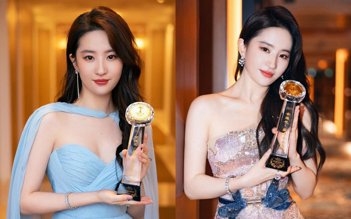 Mộng Hoa Lục đánh dấu màn trở lại màn ảnh nhỏ của Lưu Diệc Phi sau hơn 10 năm kể từ ngày bộ Thần Điêu Đại Hiệp lên sóng. (Hình ảnh Lưu Diệc Phi nhận cúp Thị hậu tại LHP Macau 2022 và 2023). 