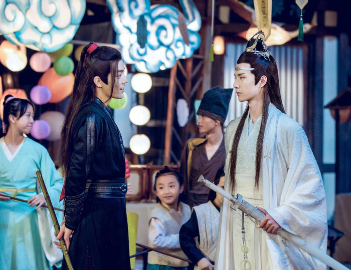 Tiếng vang của Trần Tình Lệnh đã giúp Tiêu Chiến và Vương Nhất Bác thành danh sau một đêm, thuận lợi gia nhập hàng ngũ đỉnh lưu Cbiz. 