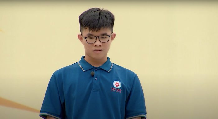 Nam sinh Đăng Khoa