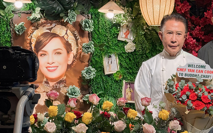 Vua đầu bếp 'Yan Can Cook' xúc động trước di ảnh cố ca sĩ Phi Nhung Ảnh 2