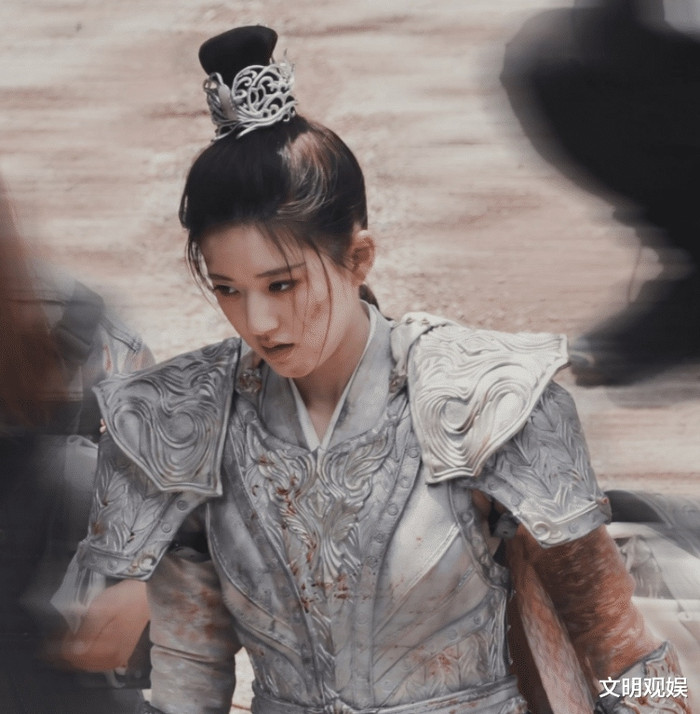 Triệu Lộ Tư với tạo hình chiến tổn trong Thả Thí Thiên Hạ.&nbsp;