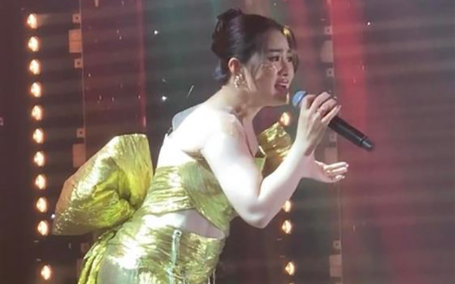 Nữ ca sĩ Vbiz kể về sự cố bỏng mặt, phải ăn cháo trắng và ở ẩn thời gian dài Ảnh 2