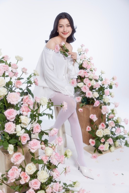 Đón tuổi mới, Hoàng Nhung ấp ủ nhiều dự án mới cho nghệ thuật và công việc kinh doanh riêng. Đồng thời, cô mong muốn hoàn thành sứ mệnh của một Á hậu đương nhiệm, lan toả với nhiều dự án, chương trình dành cho cộng đồng.