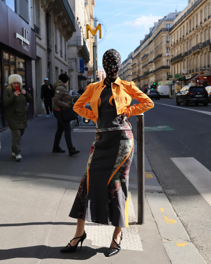 Quỳnh Anh Shyn diện đồ như 'Ninja Lead' đến Paris Fashion Week Ảnh 1