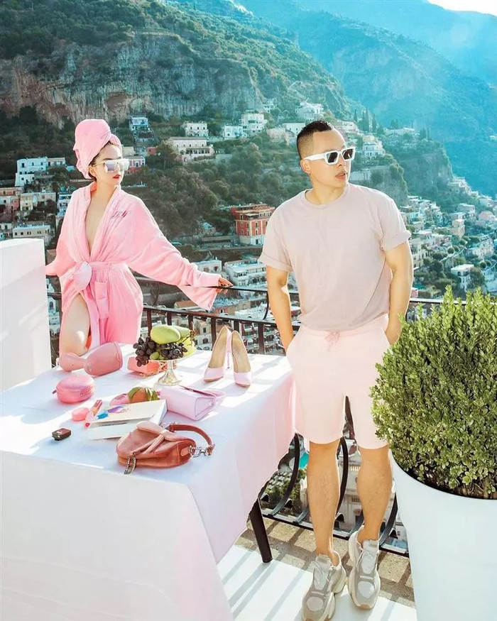 Ngọc Trinh - Vũ Khắc Tiệp có mối quan hệ thân thiết suốt nhiều năm. 