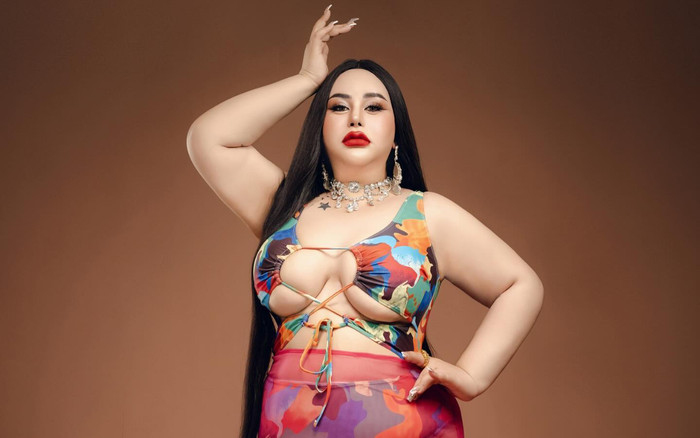 Người đẹp chuyển giới nặng 140 kg thi hoa hậu, có thể chạm vương miện không? Ảnh 2