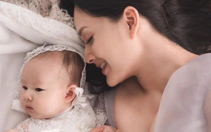 Lan Phương hạ sinh nhóc tỳ thứ 2, tiết lộ điểm trùng hợp đến lạ thường Ảnh 2