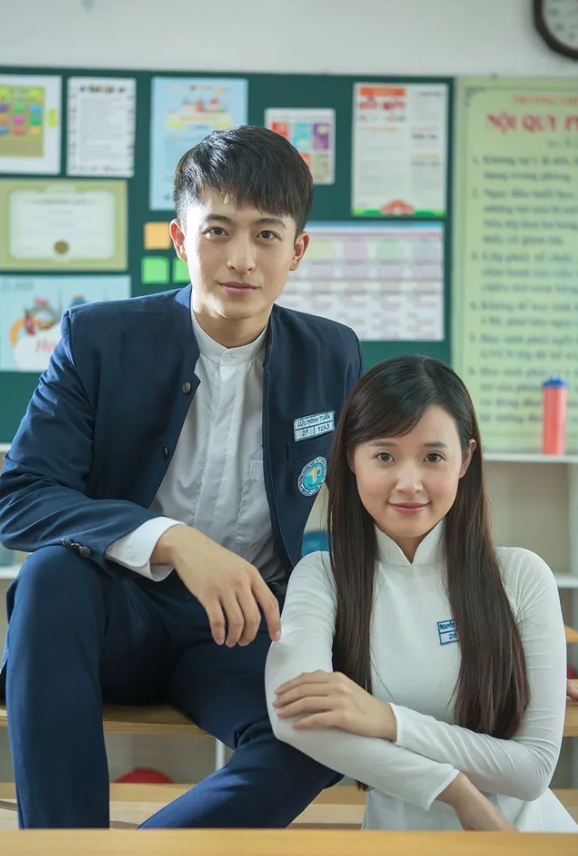 Đoạn thoại trong bộ phim của Harry Lu và Midu bất ngờ bị 'đào' lại khiến nam diễn viên bị nhắc tên khắp các diễn đàn mạng xã hội.