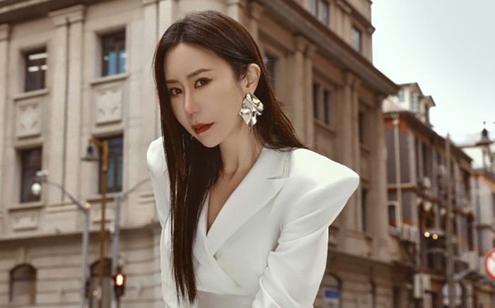 Nữ diễn viên nổi tiếng bị tố ngoại tình với đàn ông đã có vợ, chính thất yêu cầu bồi thường hàng tỷ đồng Ảnh 2