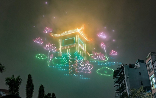 Hà Nội cấm 3 tuyến đường phục vụ đêm diễn ánh sáng bằng drone ở Hồ Tây 9/3 Ảnh 2