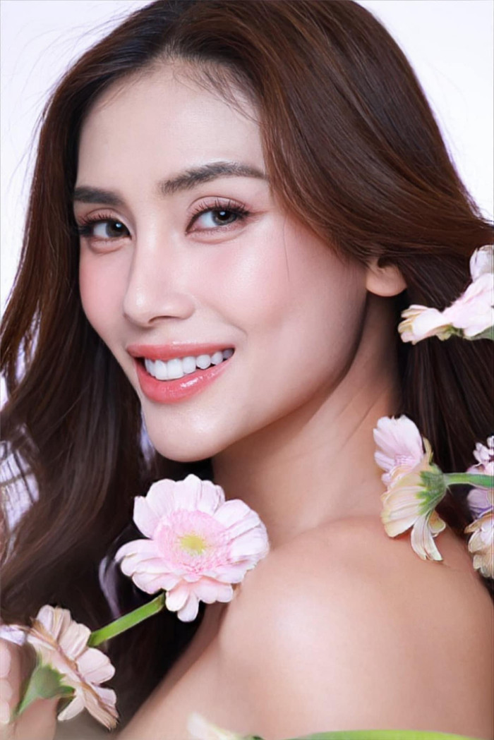 Võ Hoàng Yến thông báo kết hôn.