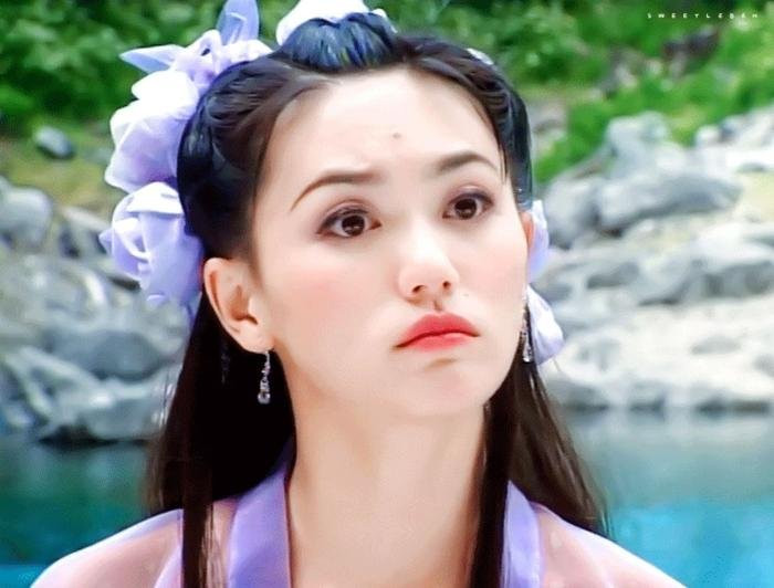 Tạo hình của Triệu Lộ Tư được đem so với Quách Phi Lệ