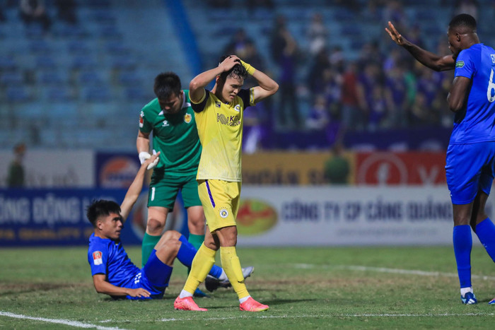 CLB Hà Nội đã thông báo tiền đạo Tuấn Hải nghỉ 1 tháng do chấn thương. Ảnh: Hà Nội FC