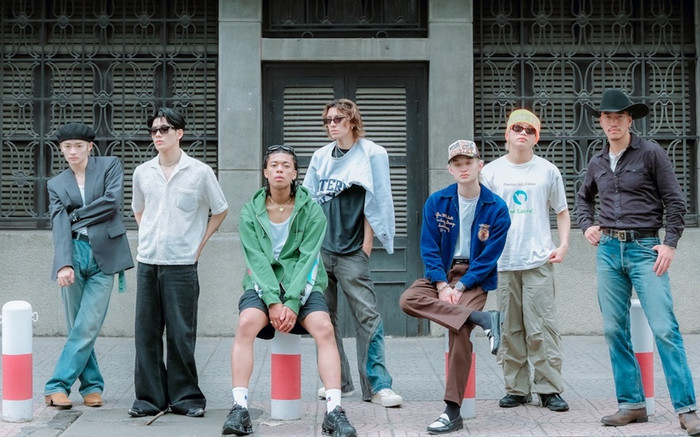 Nhóm nhạc Nhật Bản đến Việt Nam nhảy '1001 trend' đang hot, dân mạng 'than trời' Ảnh 2