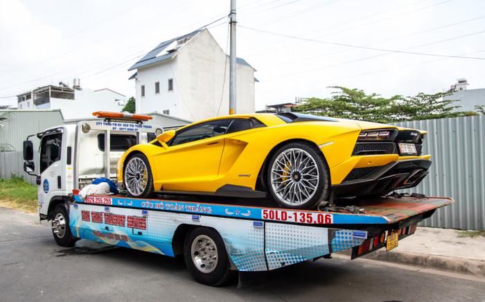 Đại gia Hoàng Kim Khánh mang dàn siêu xe 500 tỷ ra Nha Trang, Koenigsegg Regera 200 tỷ vẫn chưa lộ diện Ảnh 2