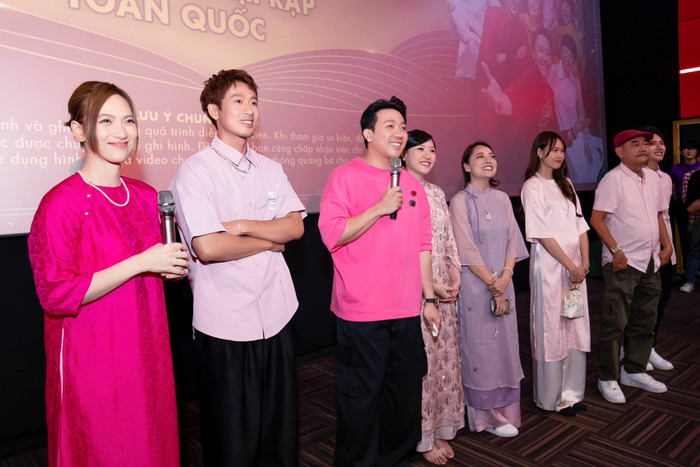 Lịch trình dày đặc kèm theo chế độ ăn uống nghỉ ngơi không hợp lý cũng là lý do khiến Trấn Thành có sự thay đổi về ngoại hình.