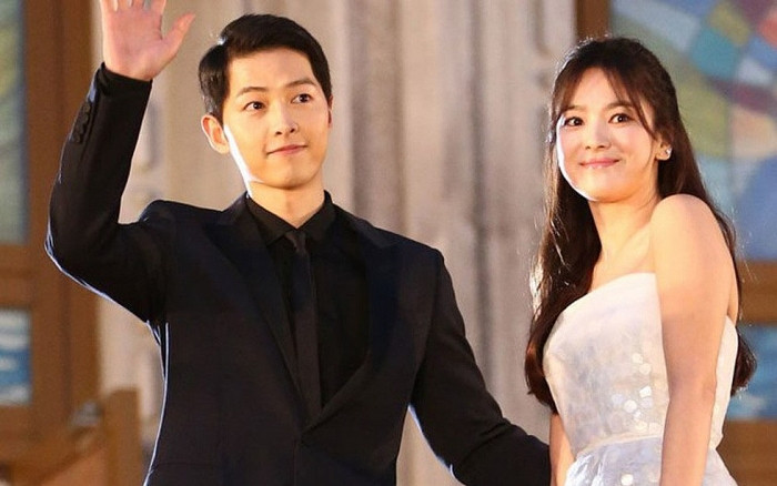 Ảnh cưới của Song Hye Kyo và Song Joong Ki hot trở lại, nguyên nhân là vì Son Ye Jin Ảnh 2
