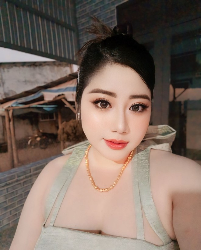 Danh Thị Mộng Thùy Việt Kiều Ỏn