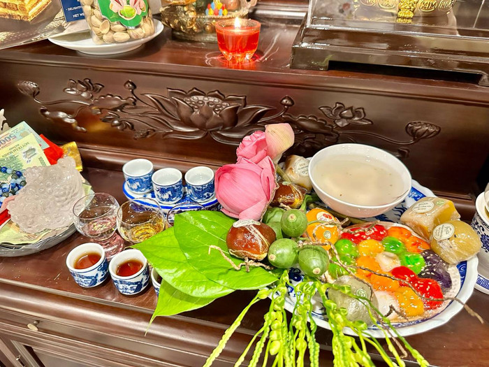 Sự chỉn chu, khéo léo của nữ MC golf VTVcab nhận về nhiều lời khen từ cư dân mạng.