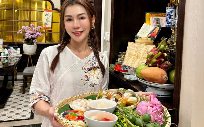 Lóa mắt trước mâm cúng Tết Hàn Thực của nữ MC VTVcab Ảnh 2