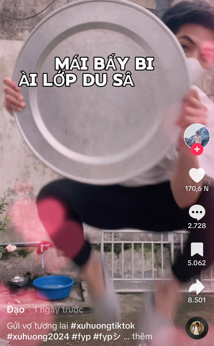 Chiếc trend mới đang được giới trẻ bấm like nhiệt tình.