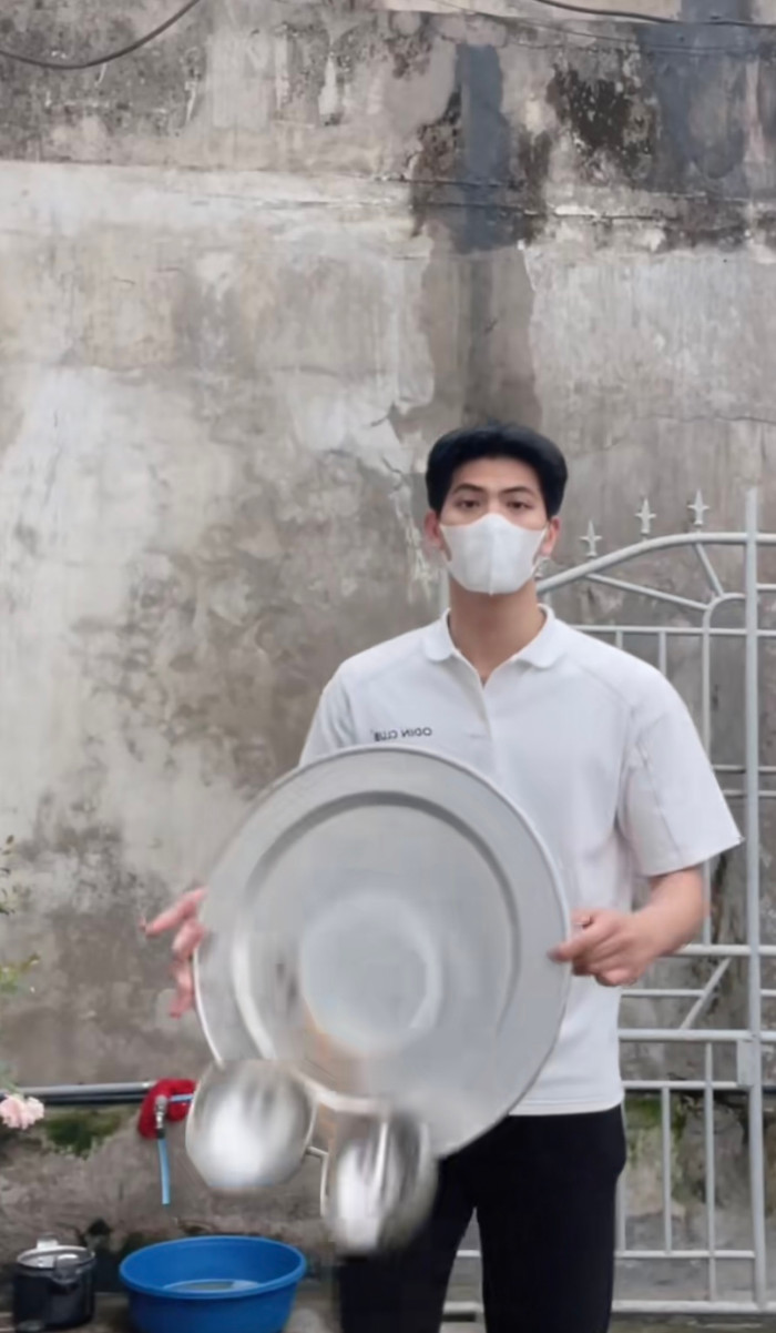 Trước khi vào trend.