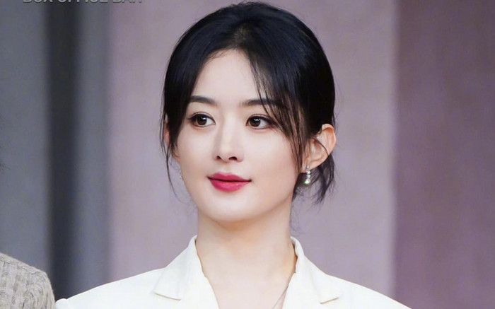 Cận cảnh nhan sắc cực phẩm của em trai Triệu Lệ Dĩnh: Không làm minh tinh quá phí! Ảnh 2