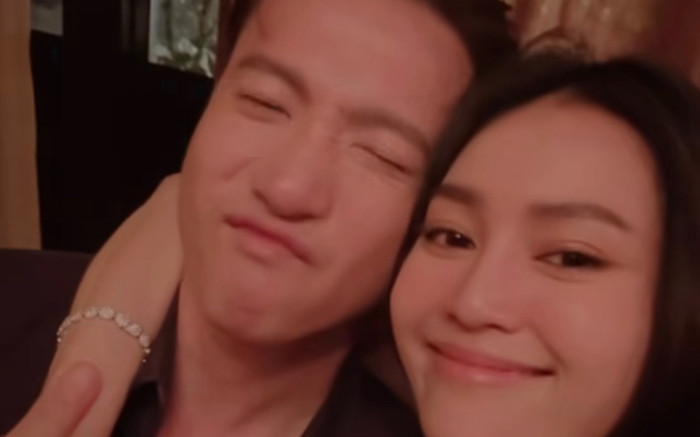 S.T Sơn Thạch gặp lại hội bạn, có hành động thân mật với Ninh Dương Lan Ngọc Ảnh 2