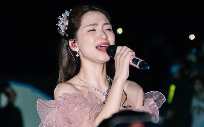 Hòa Minzy: 'Người nghệ sĩ được lòng khán giả là người thành công' Ảnh 2