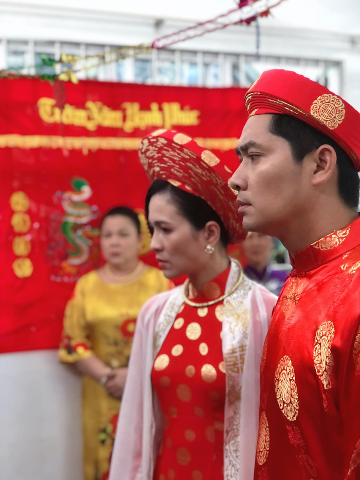 Dù có phần ngỡ ngàng trước sự thật đằng sau bộ ảnh nhưng khán giả vẫn đặt nhiều kỳ vọng vào dự án mới của Minh Luân.