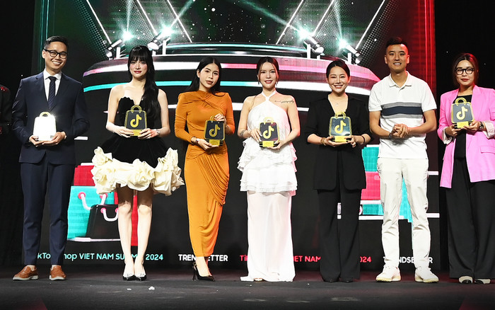 Bí kíp 'chốt đơn ào ào' từ các 'chiến thần' livestream: Hé lộ bí mật bùng nổ doanh thu Ảnh 2