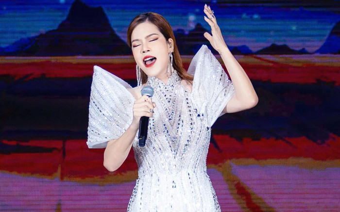 Bị hạ đường huyết trong lúc biểu diễn, Thu Phương ứng biến thế nào? Ảnh 2